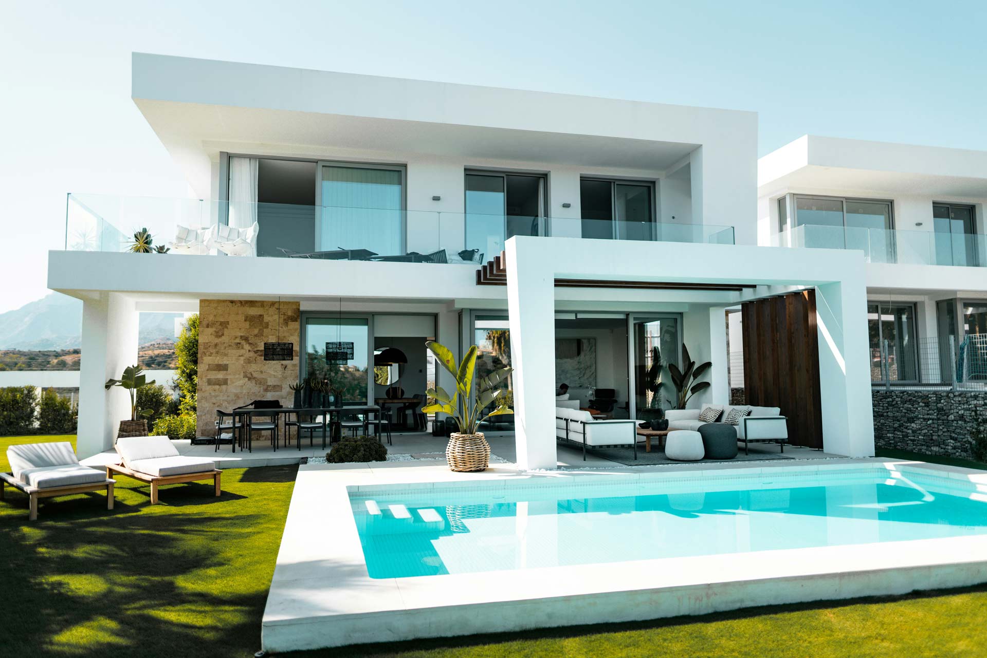 Image of a villa for The Ultimate Guide to Luxury Villas in the Algarve: Your Dream Escape Awaits GlamPortugal